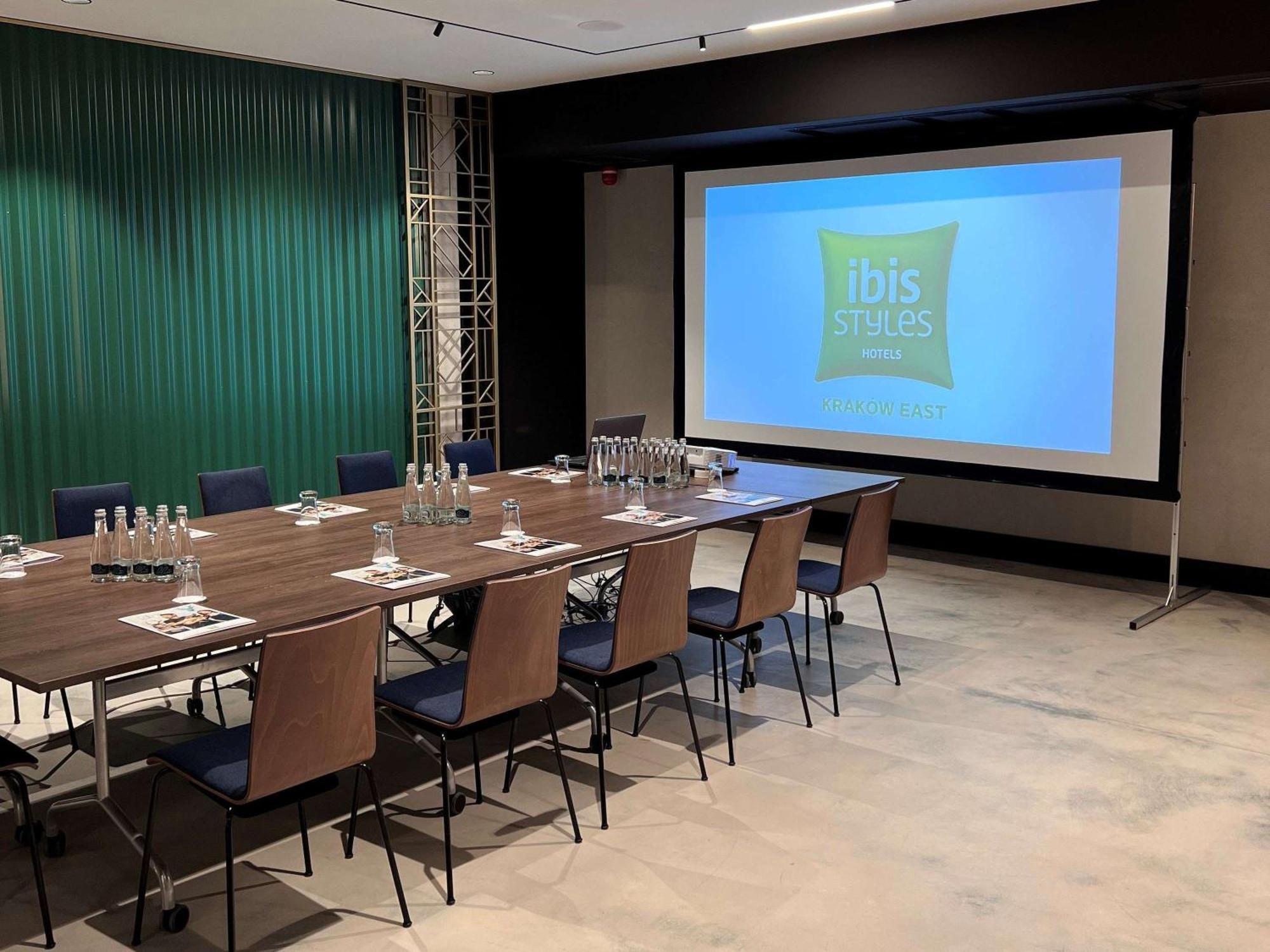 Ibis Styles Krakow East Hotel Екстериор снимка
